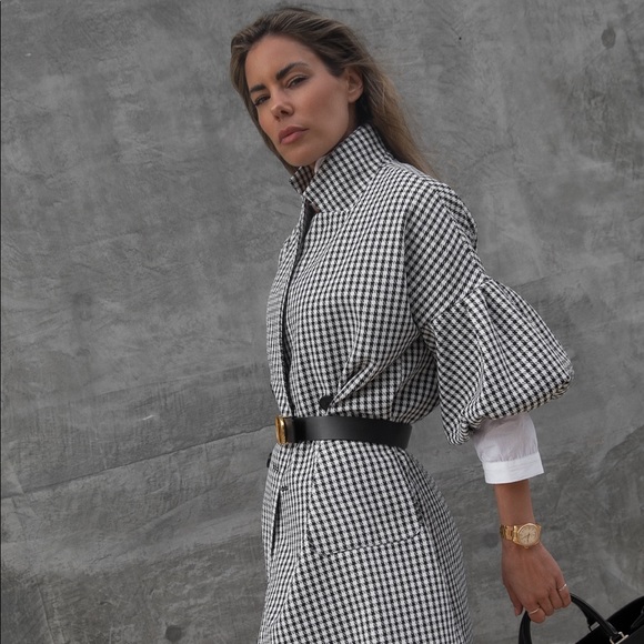 I’m Ryan. Selling luxury items from my photo shoots. All authentic w papers etc. - Picture 4 of 7